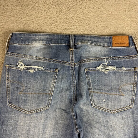 American Eagle Tomgirl Boyfriend Fit Jeans Women's 8 Regular Distressed Denim - Picture 9 of 10